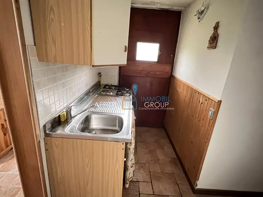 Immagine 7 di Villa in vendita  in Via Tecchioni 5 a Massa