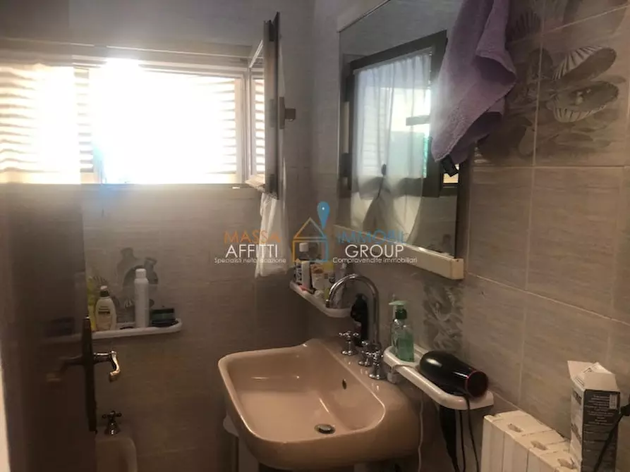 Immagine 57 di Villetta a schiera in vendita  in Via Puliche 308 a Massa