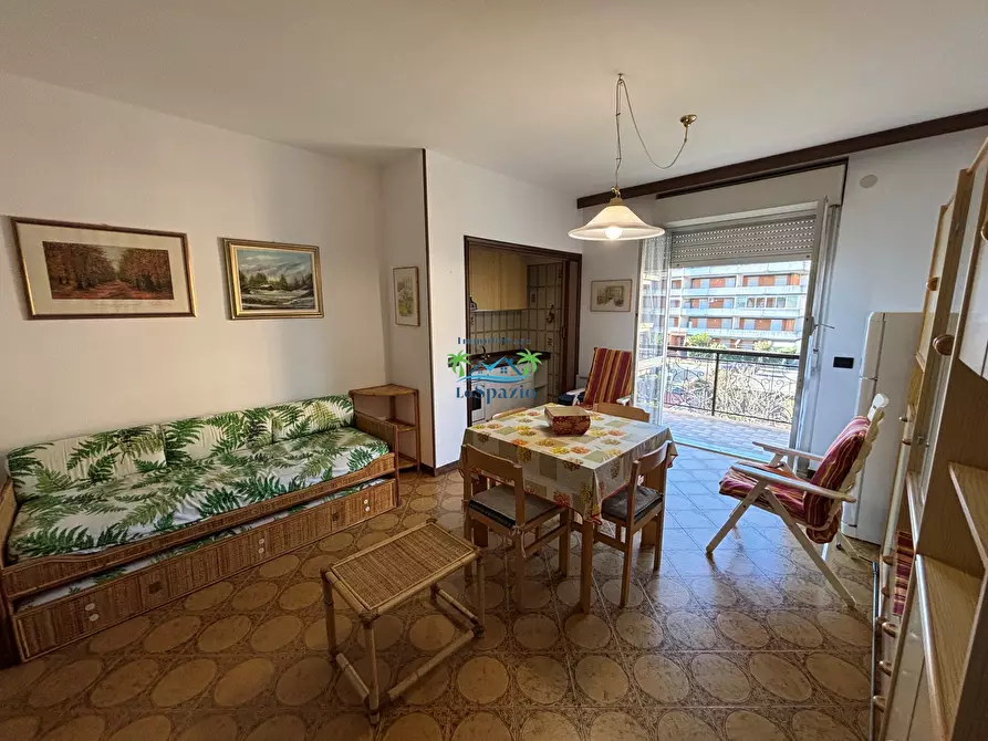 Immagine 5 di Bilocale in vendita  in via san lazzaro a Andora