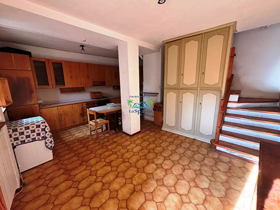 Immagine 3 di Trilocale in vendita  in Via Vincenzo Pelle 8 a Alassio