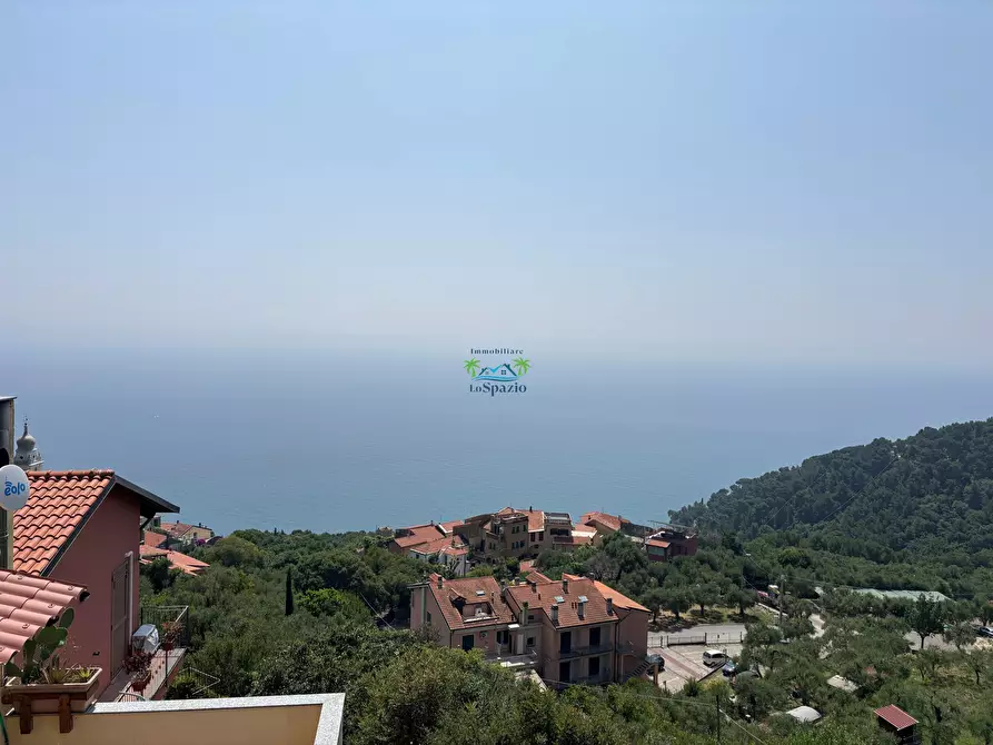 Immagine 24 di Trilocale in vendita  in strada della colla 50 a Andora