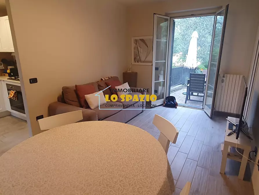 Immagine 5 di Villa in vendita  in via mezzacqua a Andora