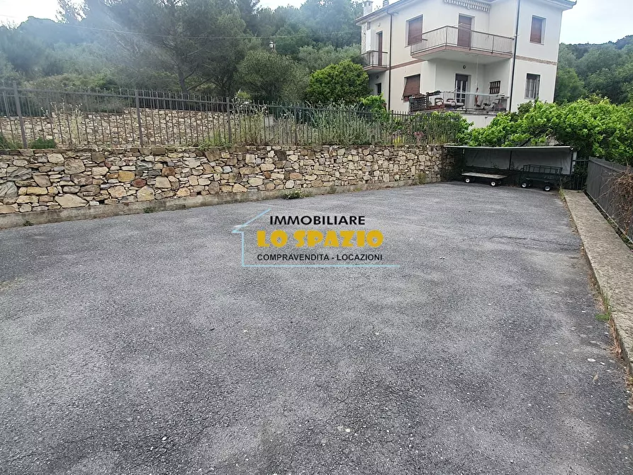 Immagine 34 di Villa in vendita  in via mezzacqua a Andora