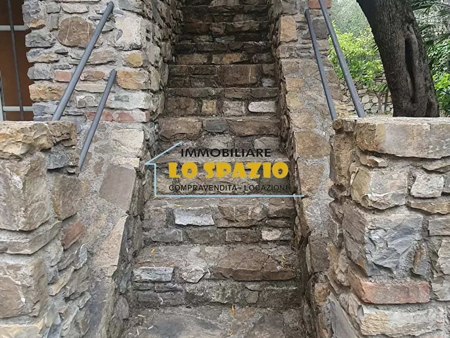 Immagine 17 di Villa in vendita  in via mezzacqua a Andora