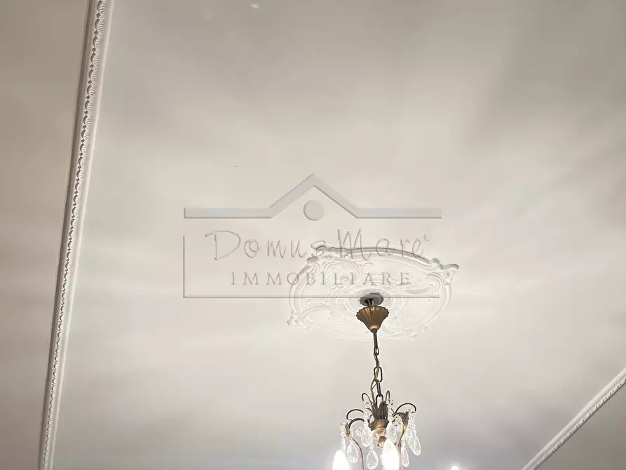 Immagine 34 di Pentalocale in vendita  in Piazza del Popolo 3 a Savona