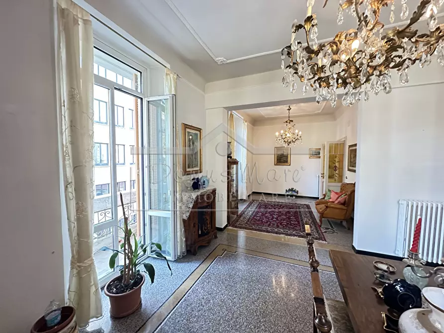 Immagine 26 di Pentalocale in vendita  in Piazza del Popolo 3 a Savona