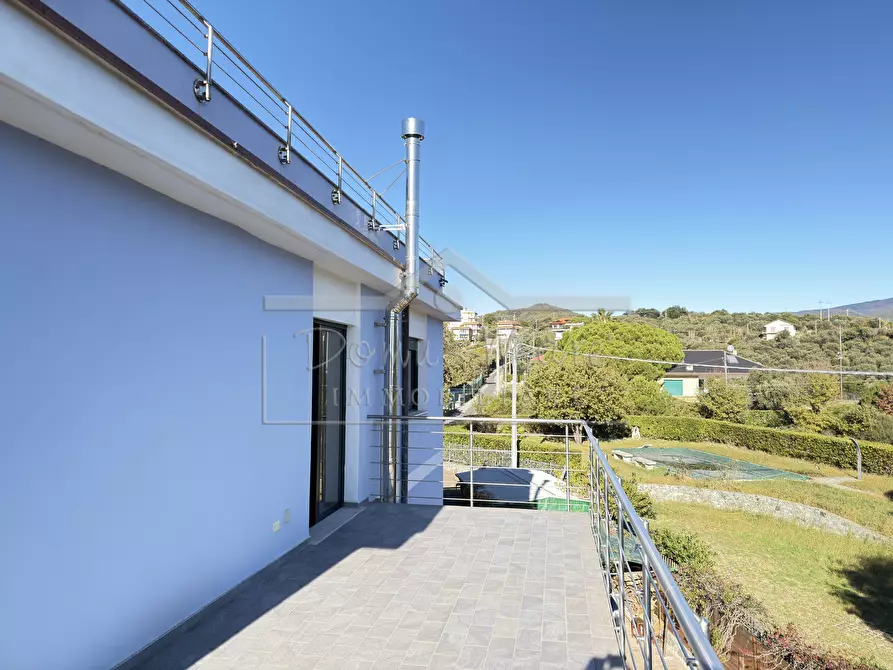 Immagine 55 di Villa in vendita  in Via Bricco del Poggio 32 a Savona