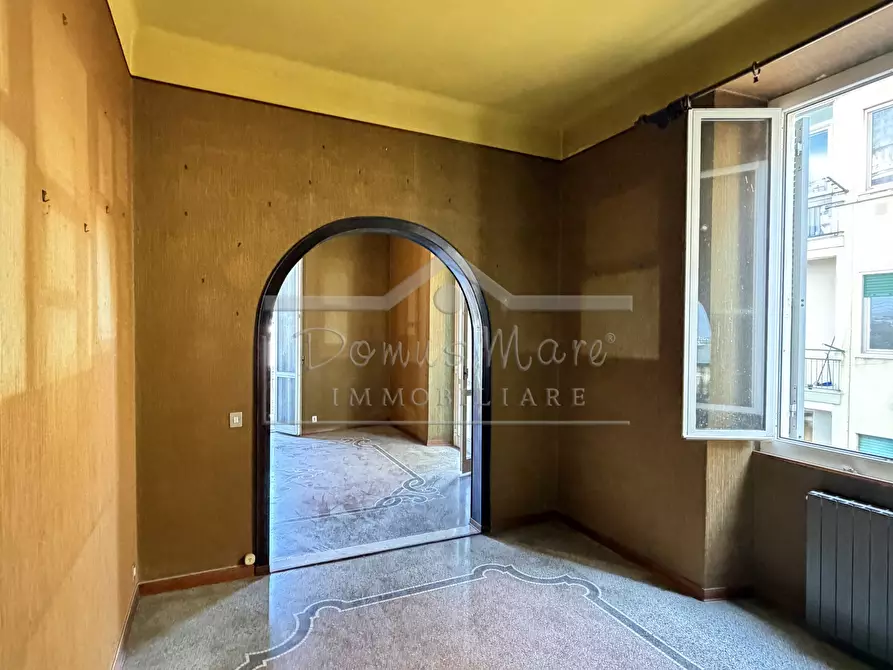 Immagine 11 di Quadrilocale in vendita  a Vado Ligure