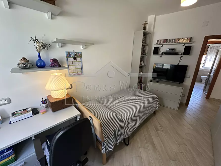 Immagine 12 di Pentalocale in vendita  in Via Giacomo Puccini 18 a Albissola Marina