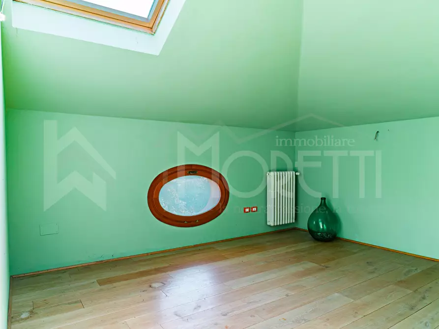 Immagine 72 di Villa in vendita  in Via Parrana San Martino a Collesalvetti