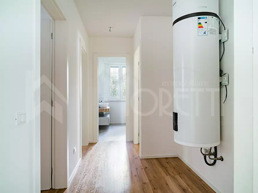 Immagine 34 di Pentalocale in vendita  in Via Costanzo Ebat a Livorno