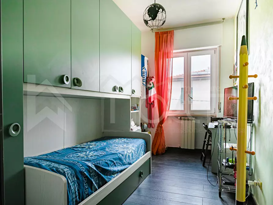 Immagine 66 di Pentalocale in vendita  in Via dell'Alloro a Livorno