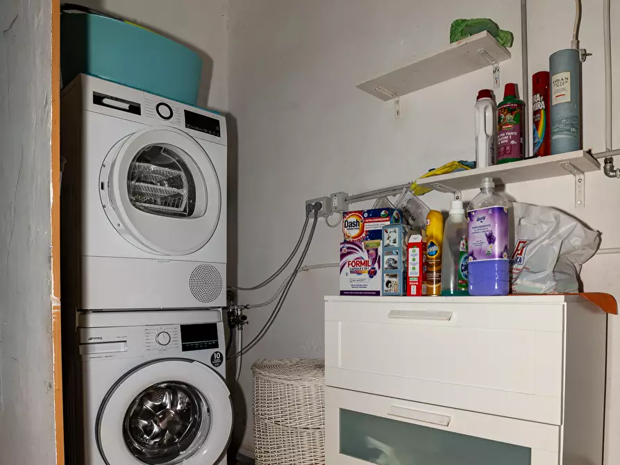 Immagine 34 di Villa in vendita  in Via Delle Corti a Collesalvetti