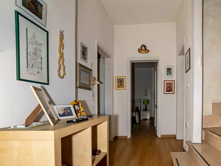 Immagine 36 di Villa in vendita  in Via Delle Corti a Collesalvetti