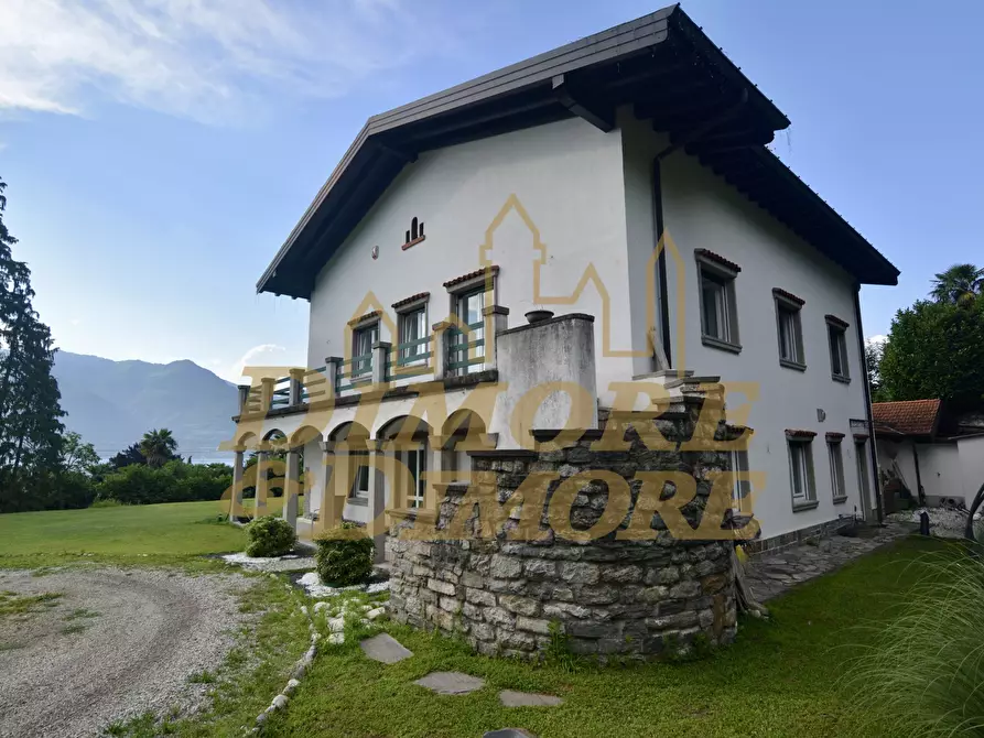 Immagine 11 di Villa in vendita  in Via Portovaltravaglia 39 a Brezzo Di Bedero