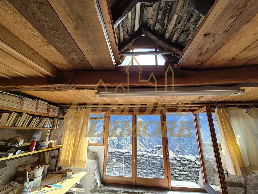 Immagine 34 di Casa indipendente in vendita  in Valleggia a Montescheno