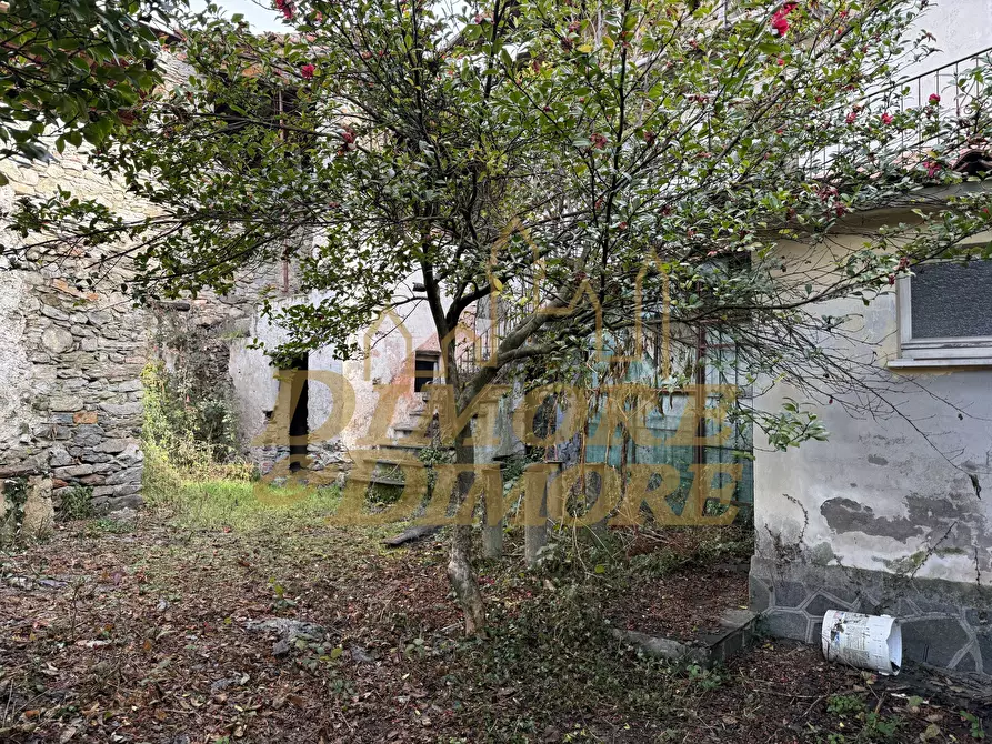 Immagine 12 di Porzione di casa in vendita  in vicolo san giulio a Lesa