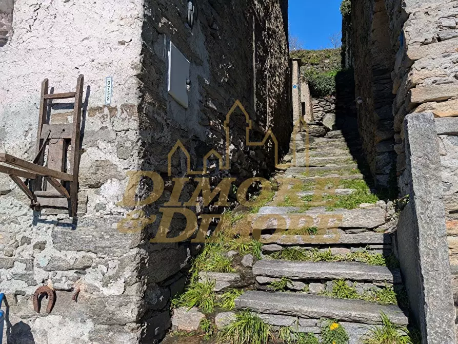 Immagine 6 di Quadrilocale in vendita  a Crevoladossola