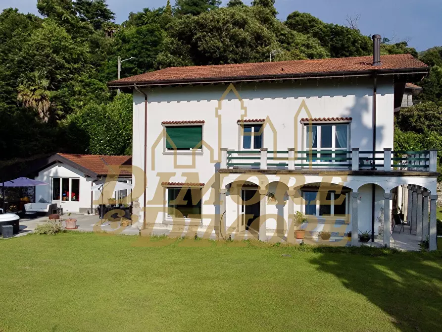 Immagine 8 di Villa in vendita  in Via Portovaltravaglia 39 a Brezzo Di Bedero