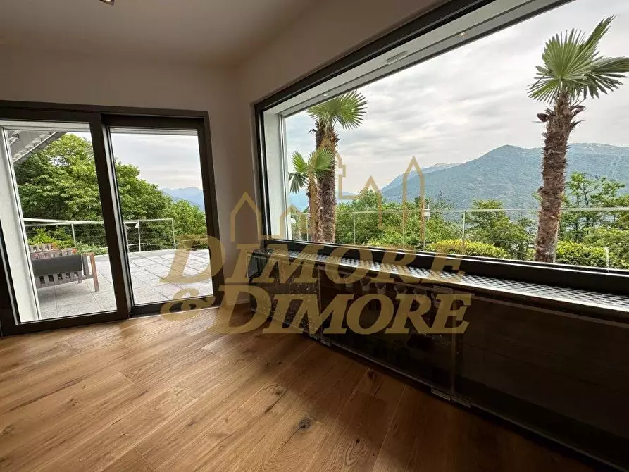 Immagine 42 di Villa in vendita  a Cannobio