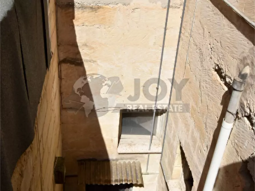 Immagine 38 di Palazzo in vendita  in Via Gorizia 35 a Lecce