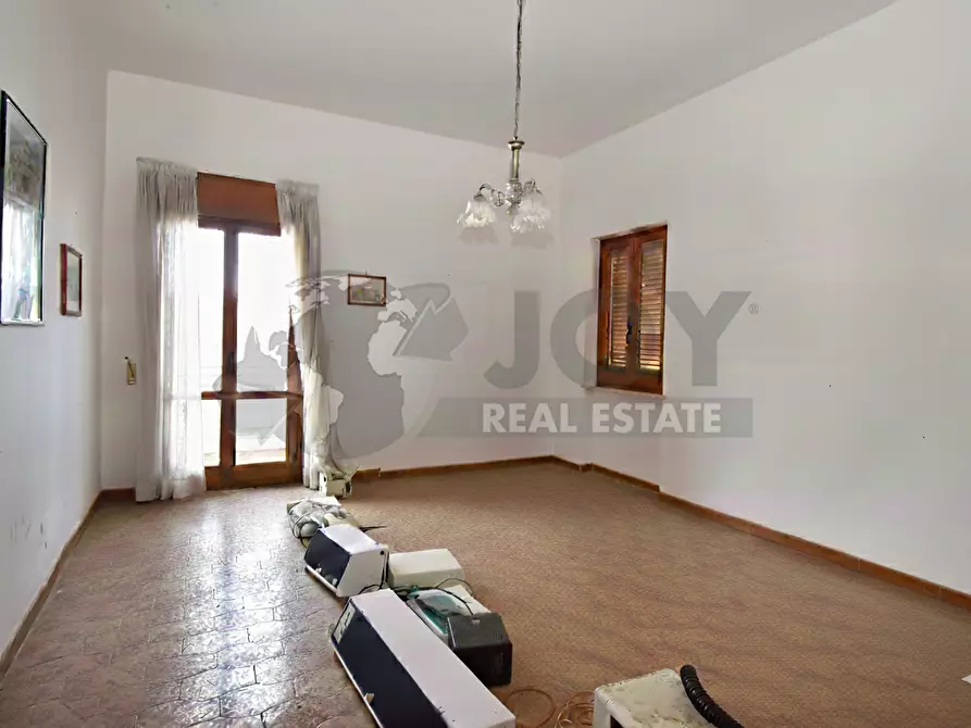 Immagine 3 di Appartamento in vendita  in via maremonti 50 a Campi Salentina