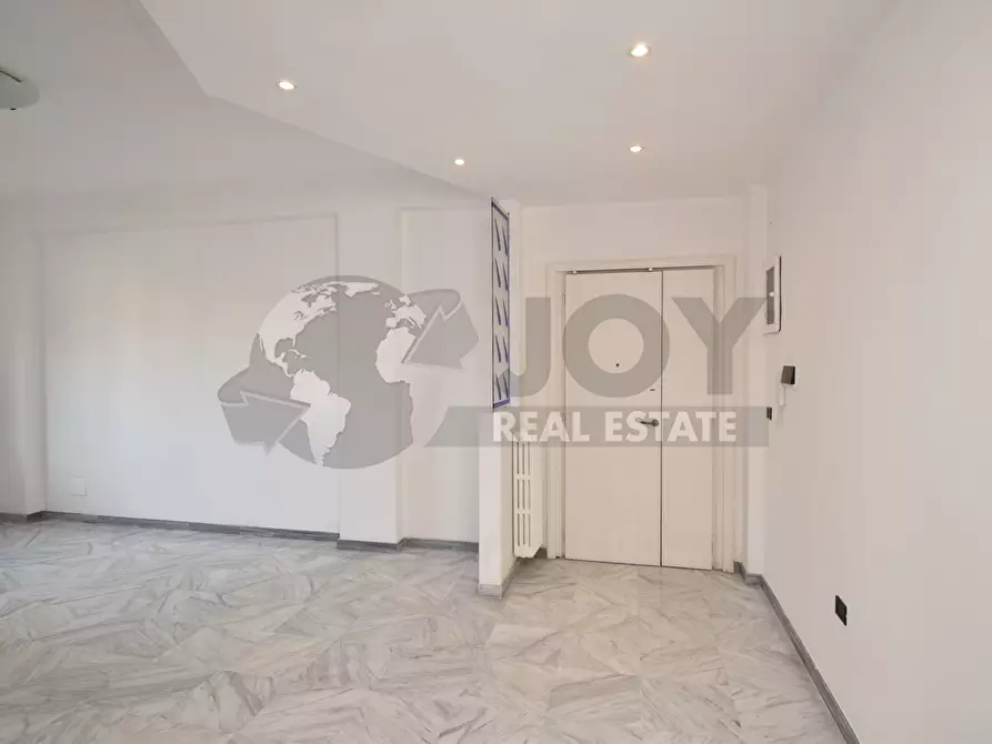 Immagine 44 di Appartamento in vendita  in Viale Aldo Moro 95 a Brindisi