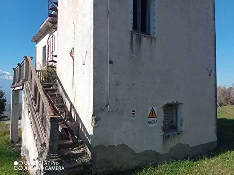 Immagine 21 di Rustico / casale in vendita  in CONTRADA MORGE a Castel Frentano