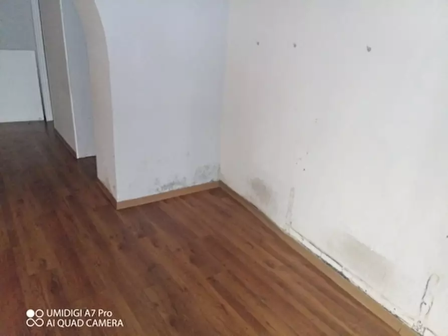 Immagine 6 di Locale commerciale in vendita  in CORSO ROMA a Lanciano