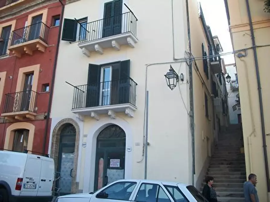 Immagine 17 di Locale commerciale in affitto  in VIA VALERA a Lanciano