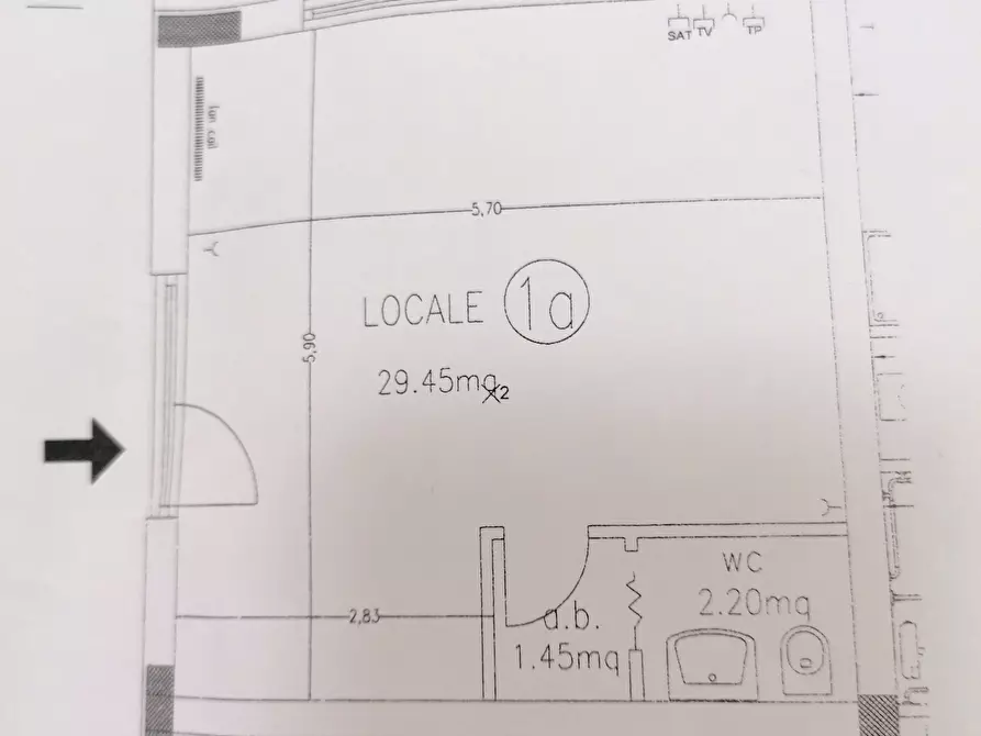 Immagine 3 di Locale commerciale in affitto  in VIA F.GALLIANI a Altino
