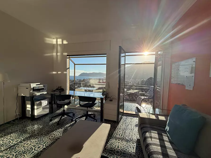 Immagine 5 di Quadrilocale in vendita  in Via Adelasia a Alassio