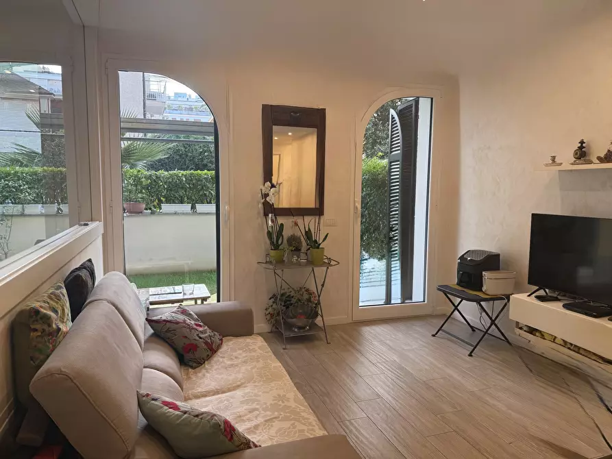 Immagine 15 di Bilocale in affitto  in Via Roma a Alassio