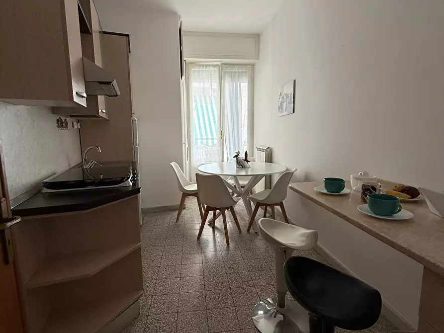 Immagine 10 di Quadrilocale in vendita  in Corso Armando Diaz a Alassio