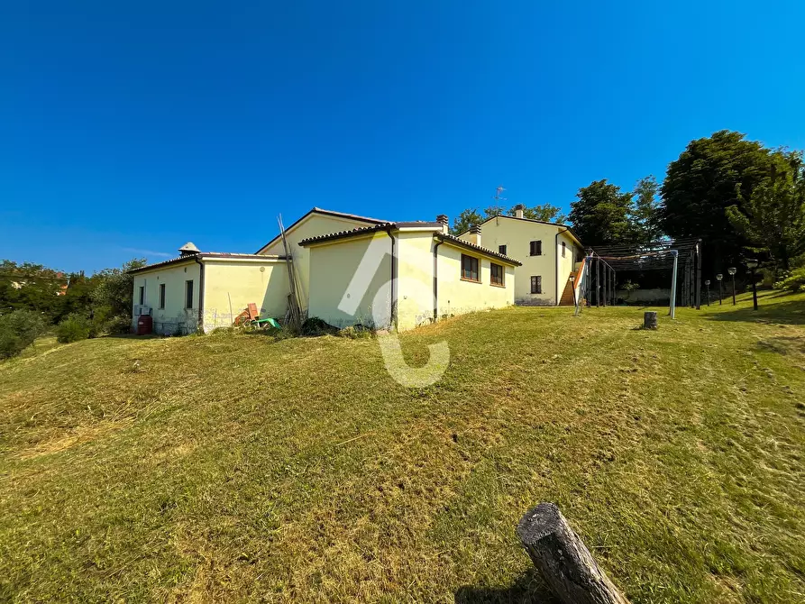 Immagine 31 di Rustico / casale in vendita  a Maiolati Spontini