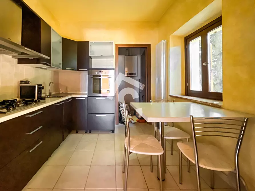 Immagine 9 di Rustico / casale in vendita  a Maiolati Spontini