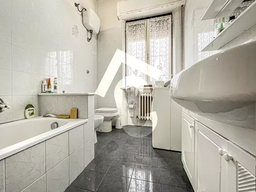 Immagine 9 di Casa indipendente in vendita  a Jesi