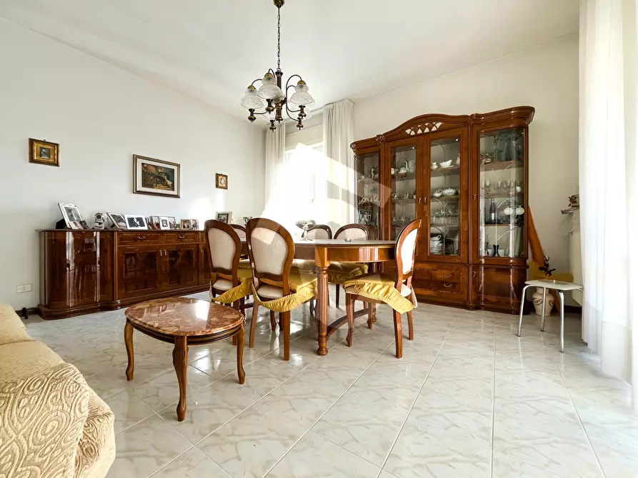 Immagine 2 di Appartamento in vendita  a Jesi