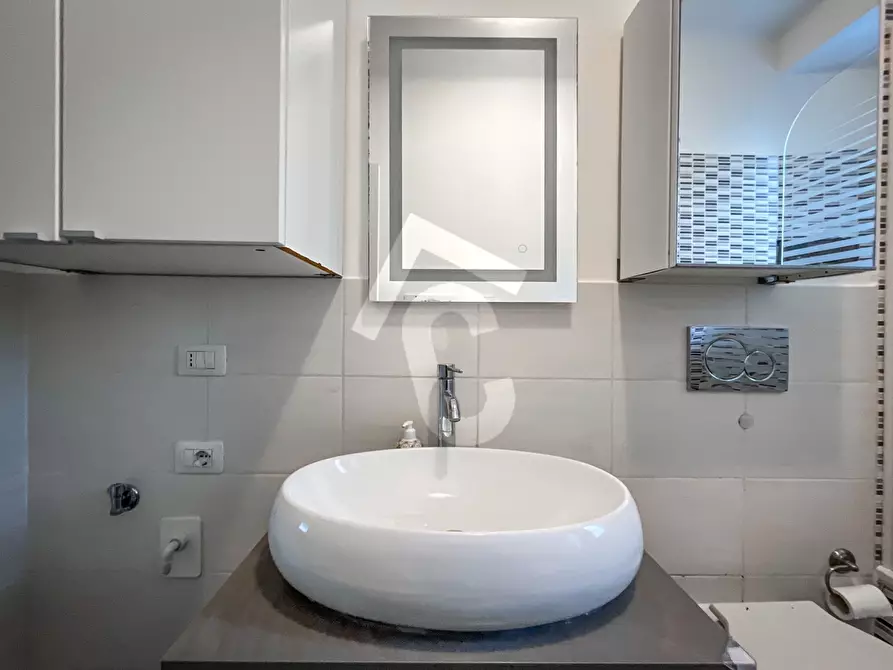 Immagine 11 di Appartamento in vendita  a Jesi