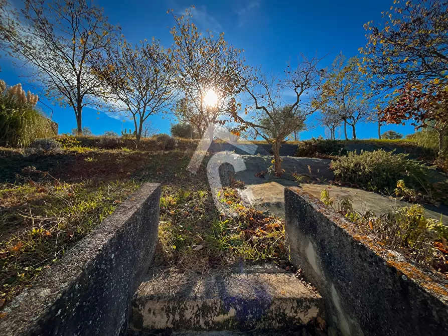 Immagine 39 di Rustico / casale in vendita  a Senigallia
