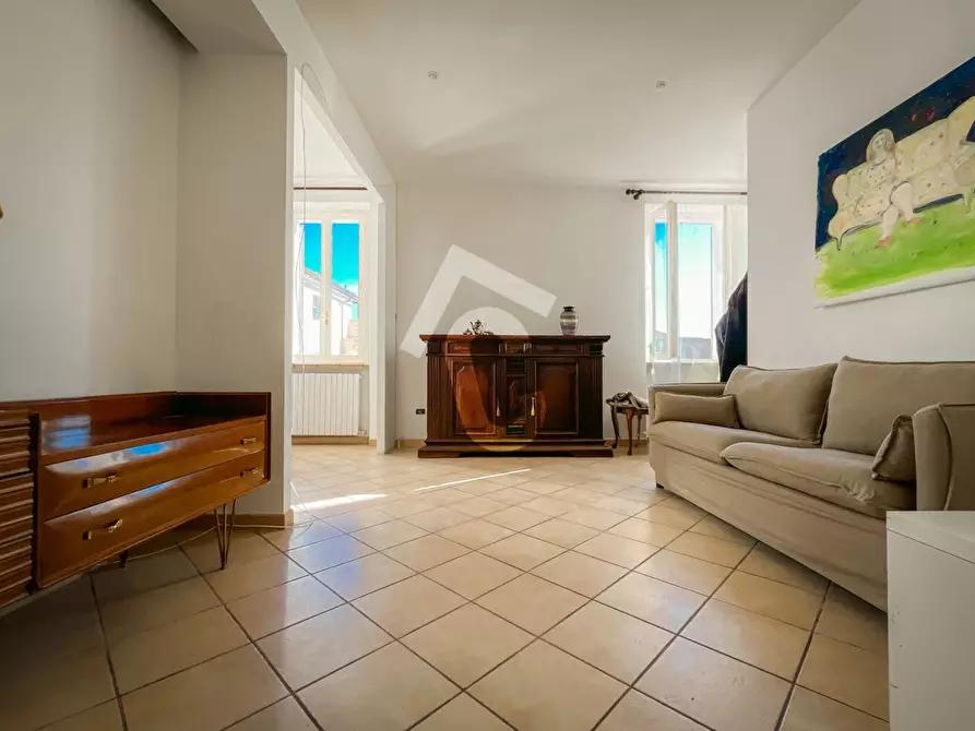 Immagine 5 di Casa bifamiliare in vendita  a Jesi