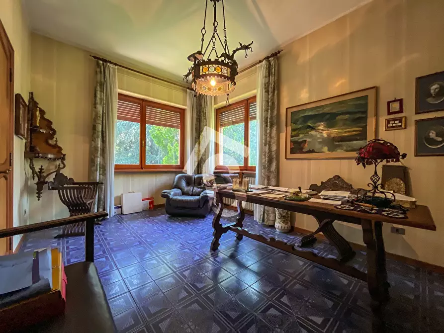 Immagine 31 di Villa in vendita  a Jesi