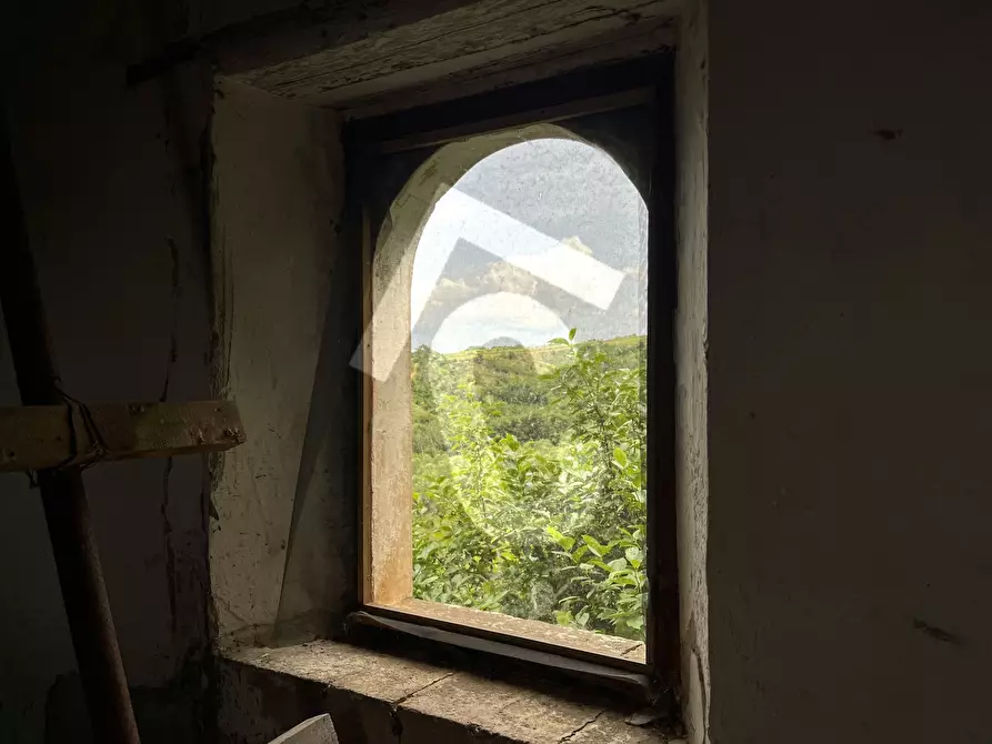 Immagine 43 di Rustico / casale in vendita  a Jesi