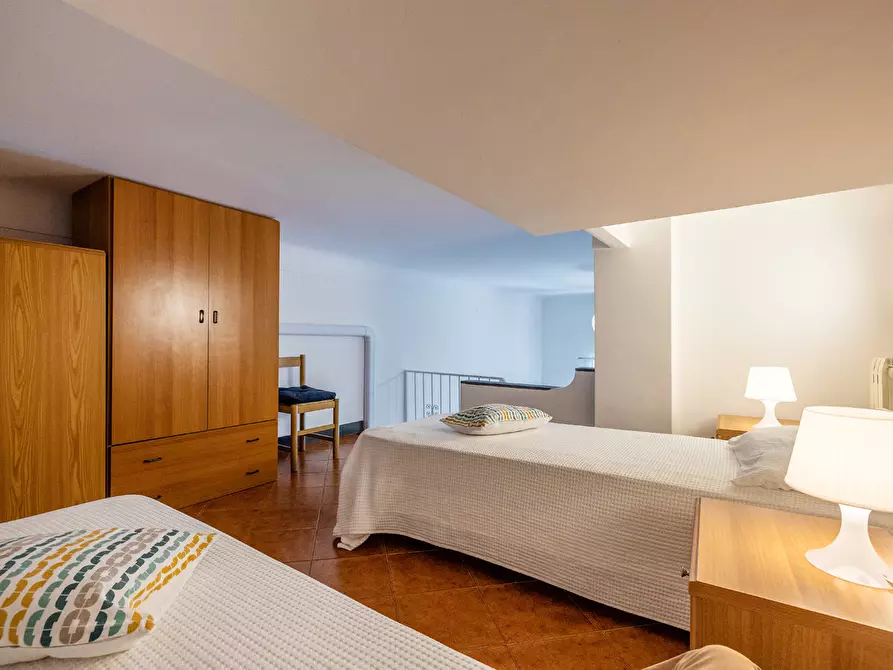 Immagine 30 di Trilocale in affitto  in Piazza Vittorio Emanuele II 5 a Finale Ligure