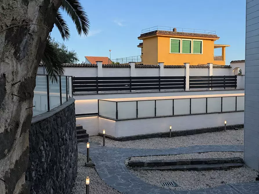 Immagine 1 di Casa semindipendente in vendita  a Mascalucia