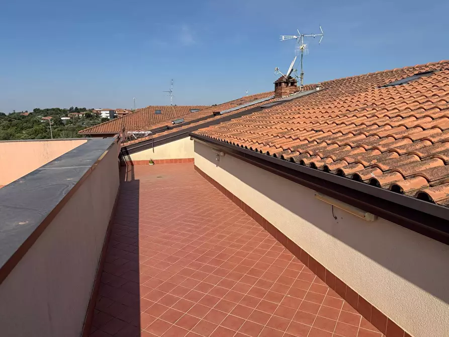 Immagine 2 di Mansarda in vendita  a Tremestieri Etneo
