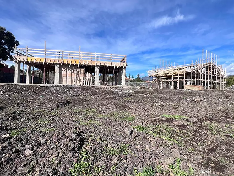 Immagine 1 di Villa in vendita  a Pedara