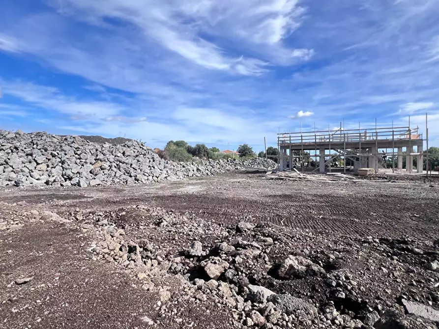 Immagine 7 di Villa in vendita  a Pedara