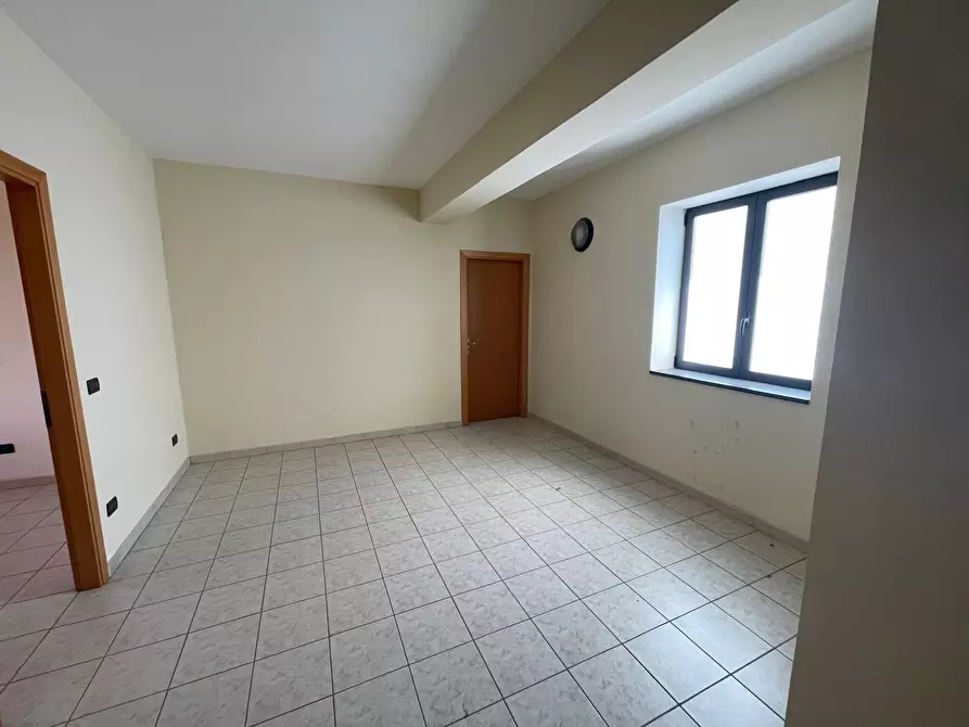 Immagine 22 di Capannone industriale in affitto  a Scordia