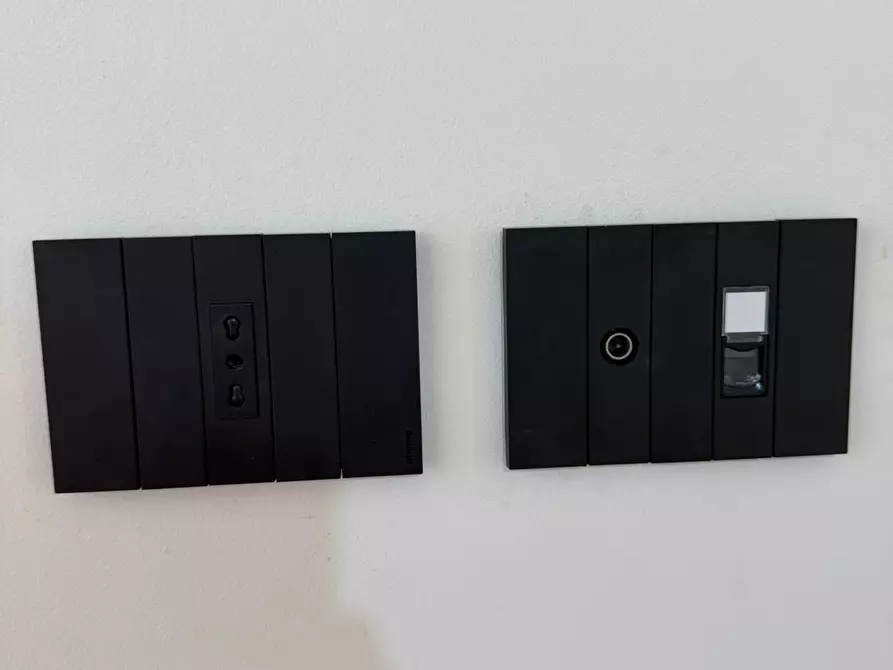 Immagine 11 di Casa semindipendente in vendita  a Mascalucia